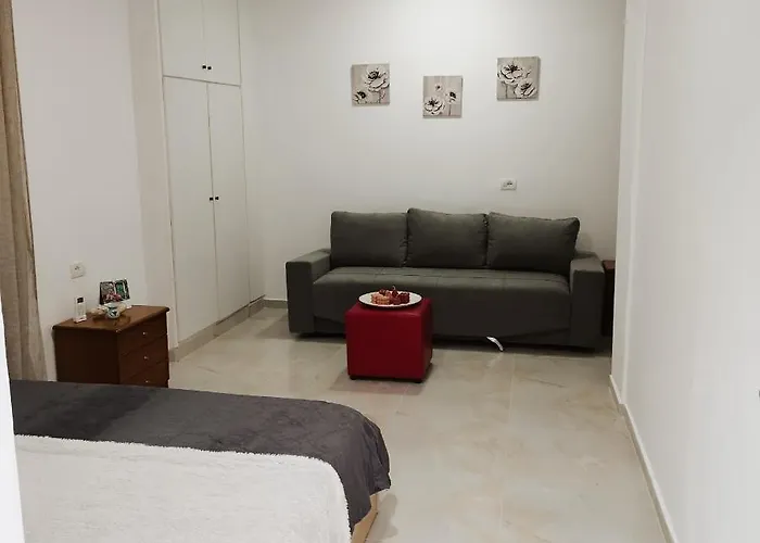 Farmhouse Qeparo 公寓 *