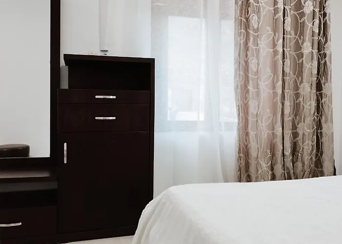 Farmhouse Qeparo 公寓