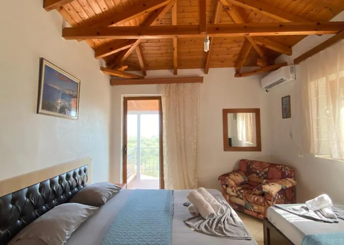 公寓 Farmhouse Qeparo *